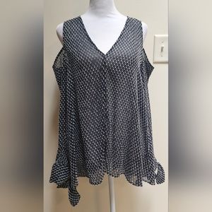 H&M Cold Shoulder V-neck Tie Cuffs Blouse Size 4 (Small)